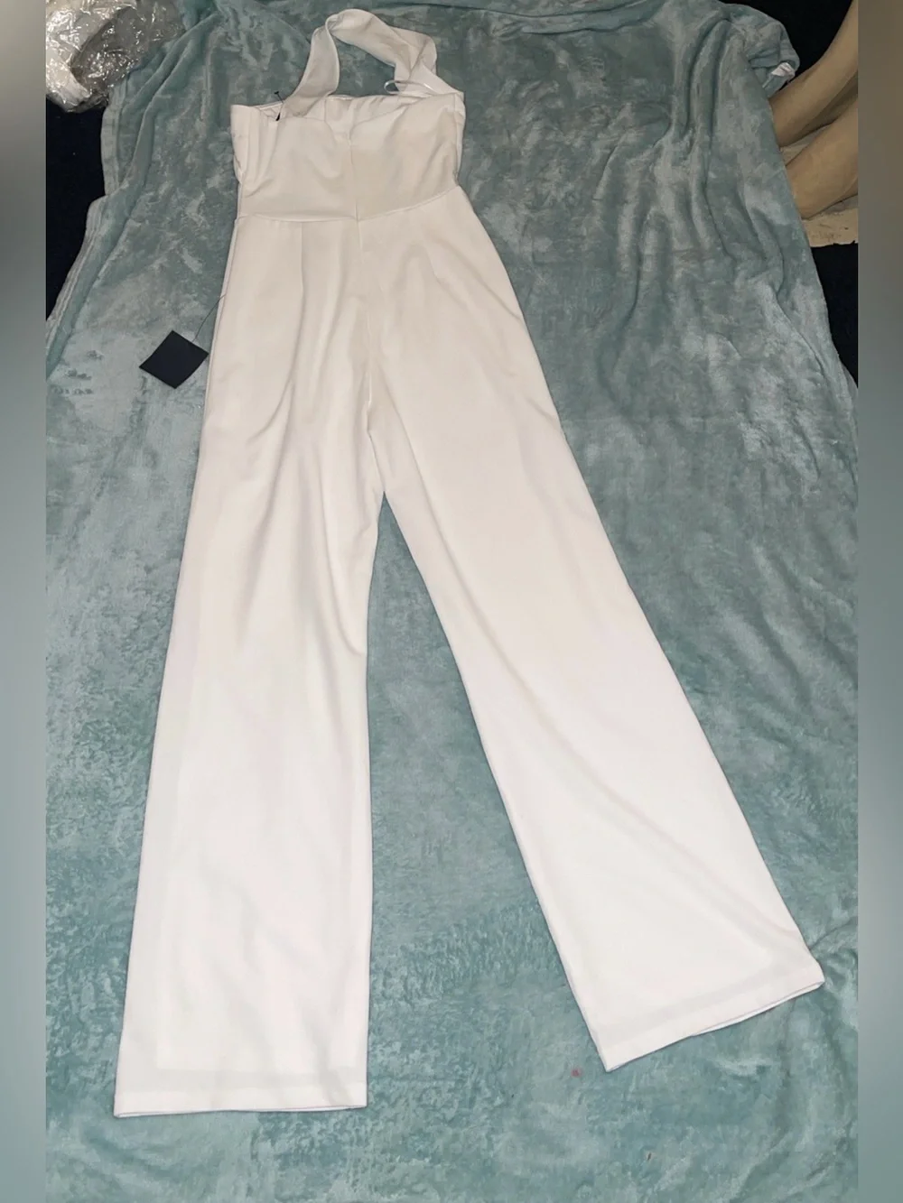 Devoted to Fun Ivory One-Shoulder Sleeveless Jumpsuit Size Medium NWT - Picture 11 of 12